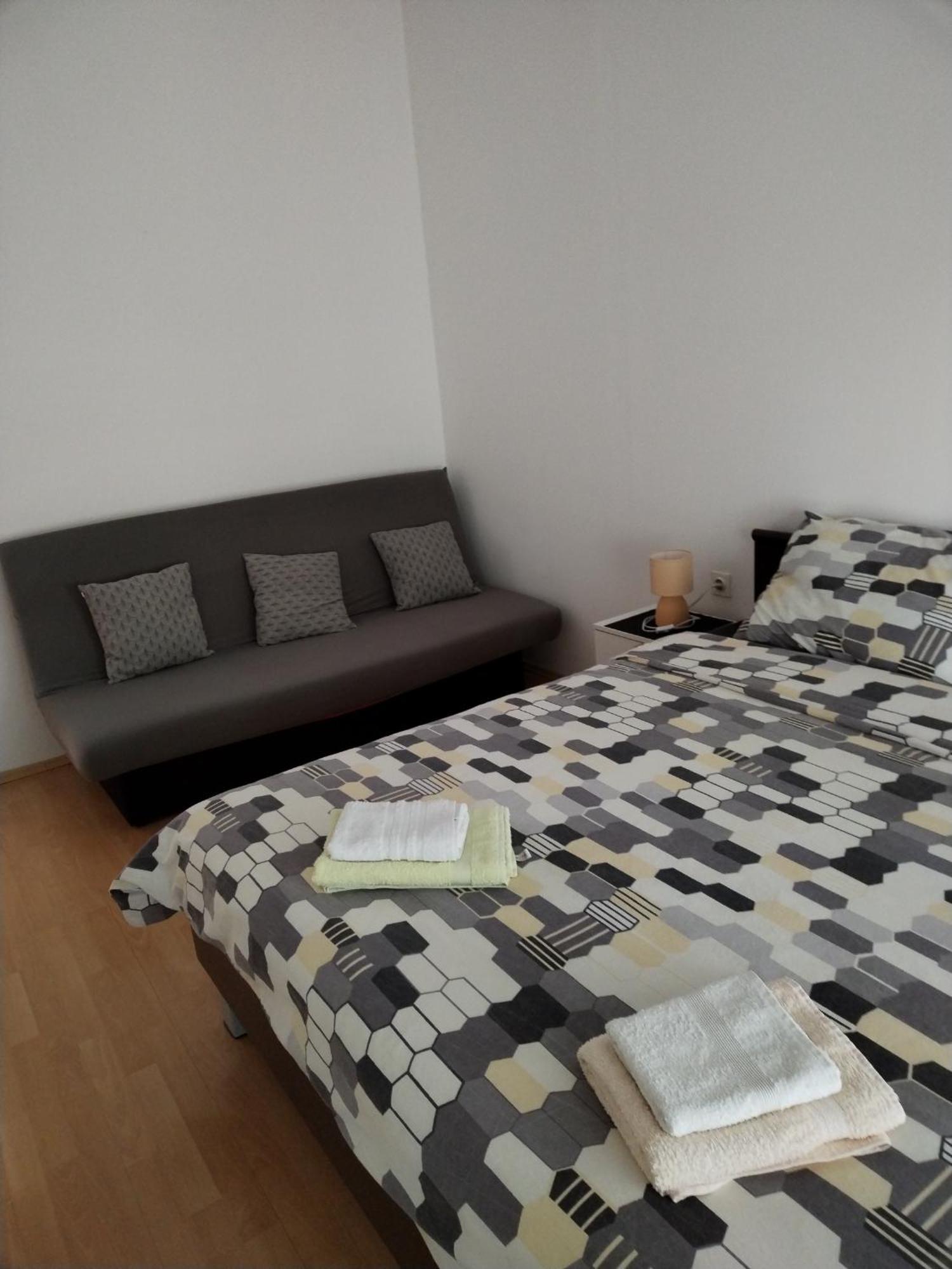Apartments Erika Pula Habitación foto